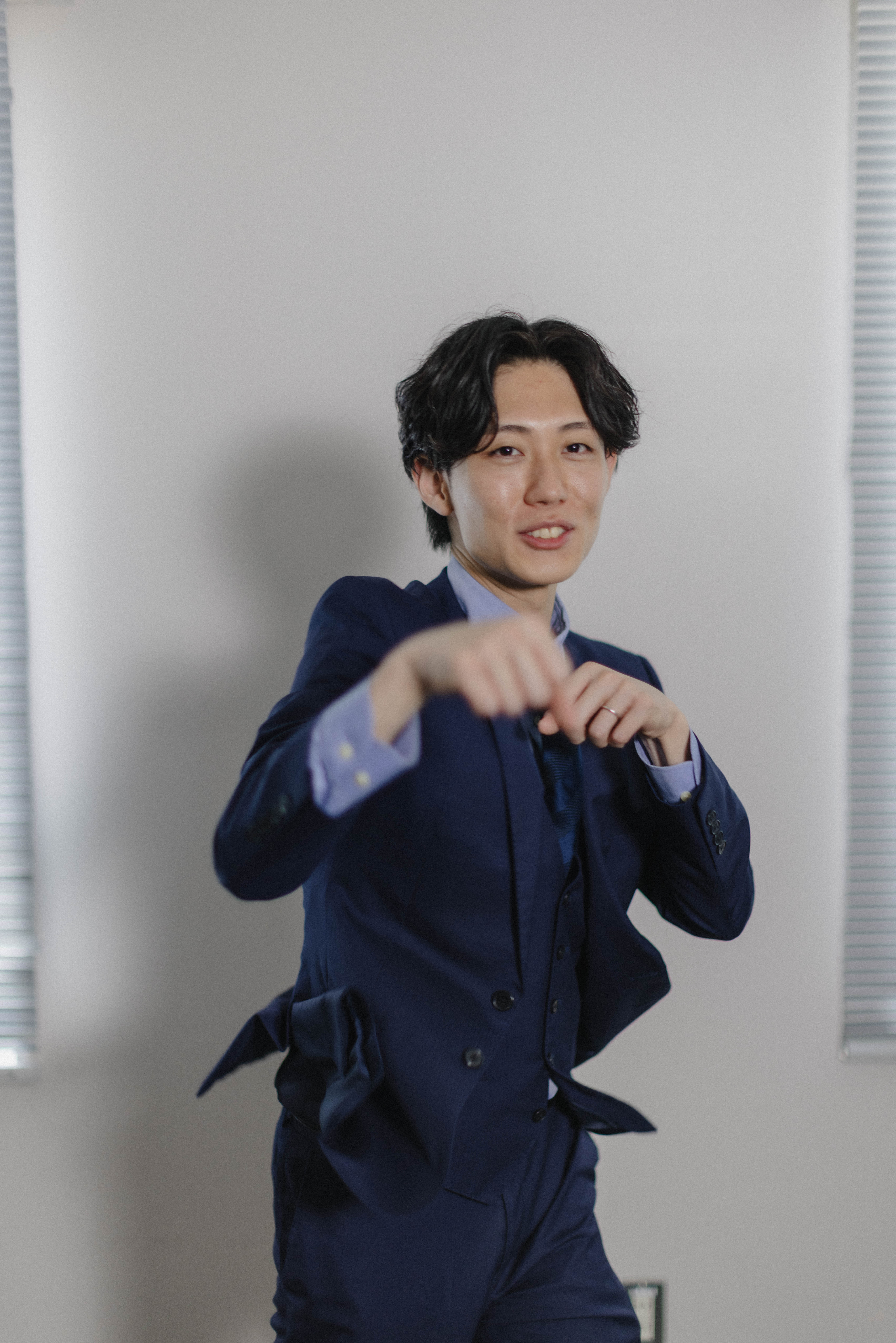 鈴木 葵 hover